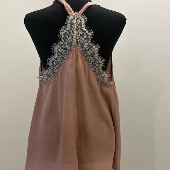 Mustard Seed Blush Razor Back Lace Camisole Top Never Worn Size M - Picture 2 of 6